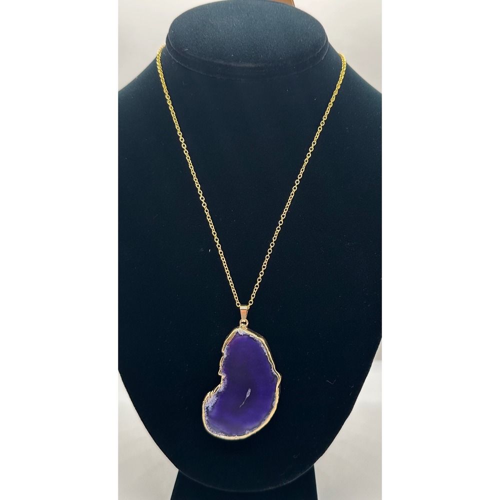 Purple Agate Necklace Gold Tone Geode Slice Pendant 18" chain adjustable